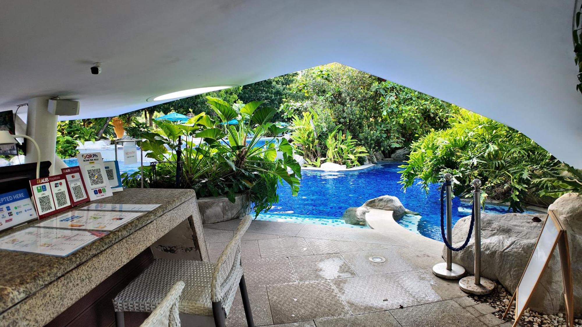 Dominiks Quite And Elegant Studio Ocean View Pool At Tambuli Resort High Floor 막탄 외부 사진