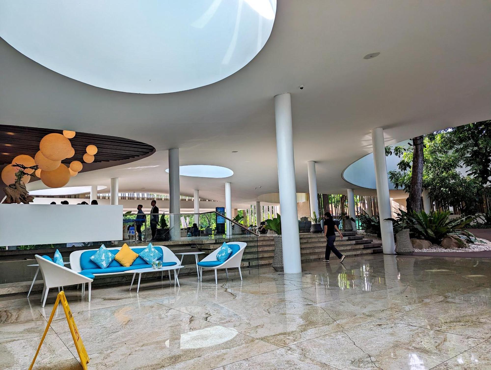 Dominiks Quite And Elegant Studio Ocean View Pool At Tambuli Resort High Floor 막탄 외부 사진