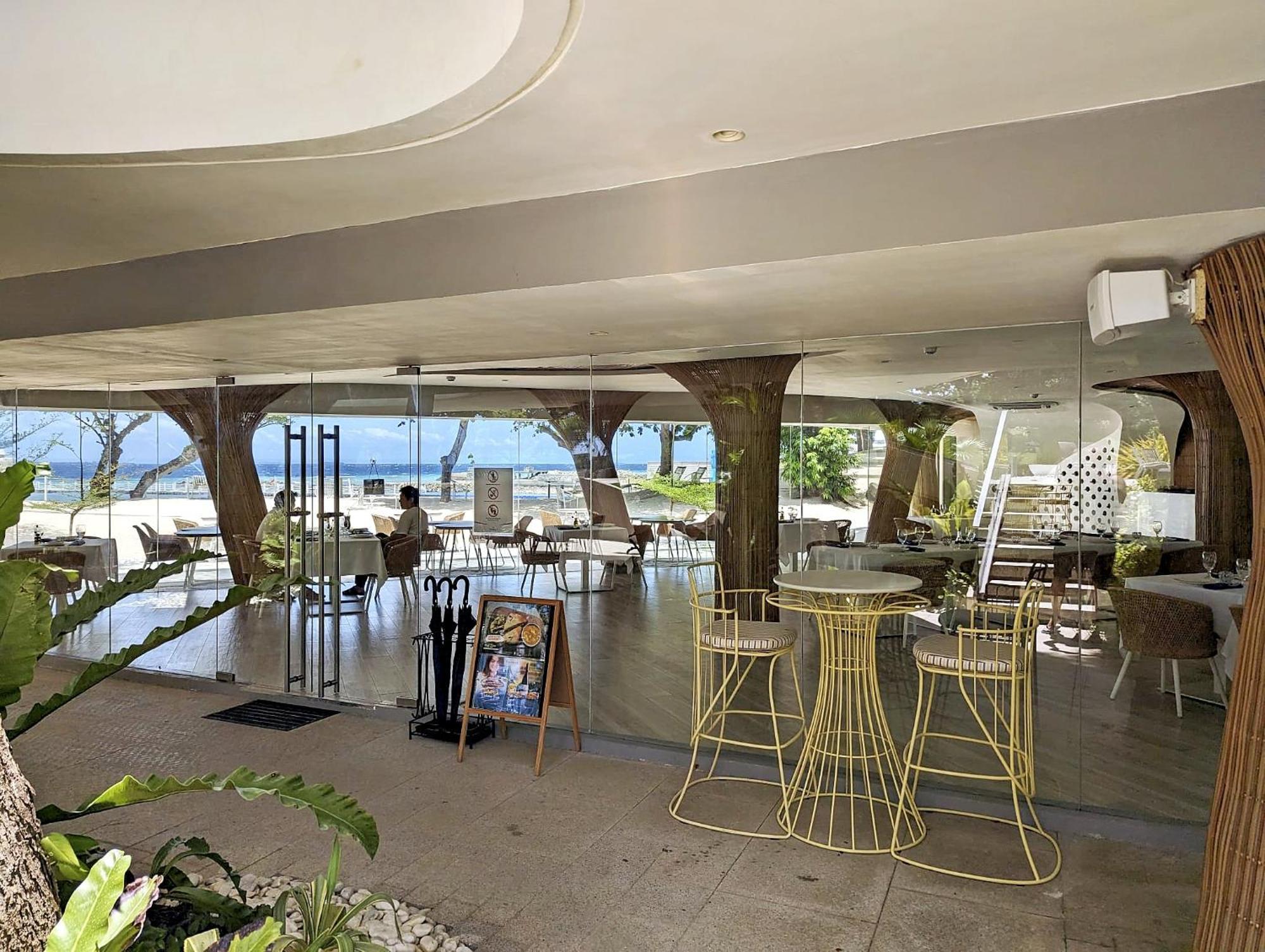 Dominiks Quite And Elegant Studio Ocean View Pool At Tambuli Resort High Floor 막탄 외부 사진