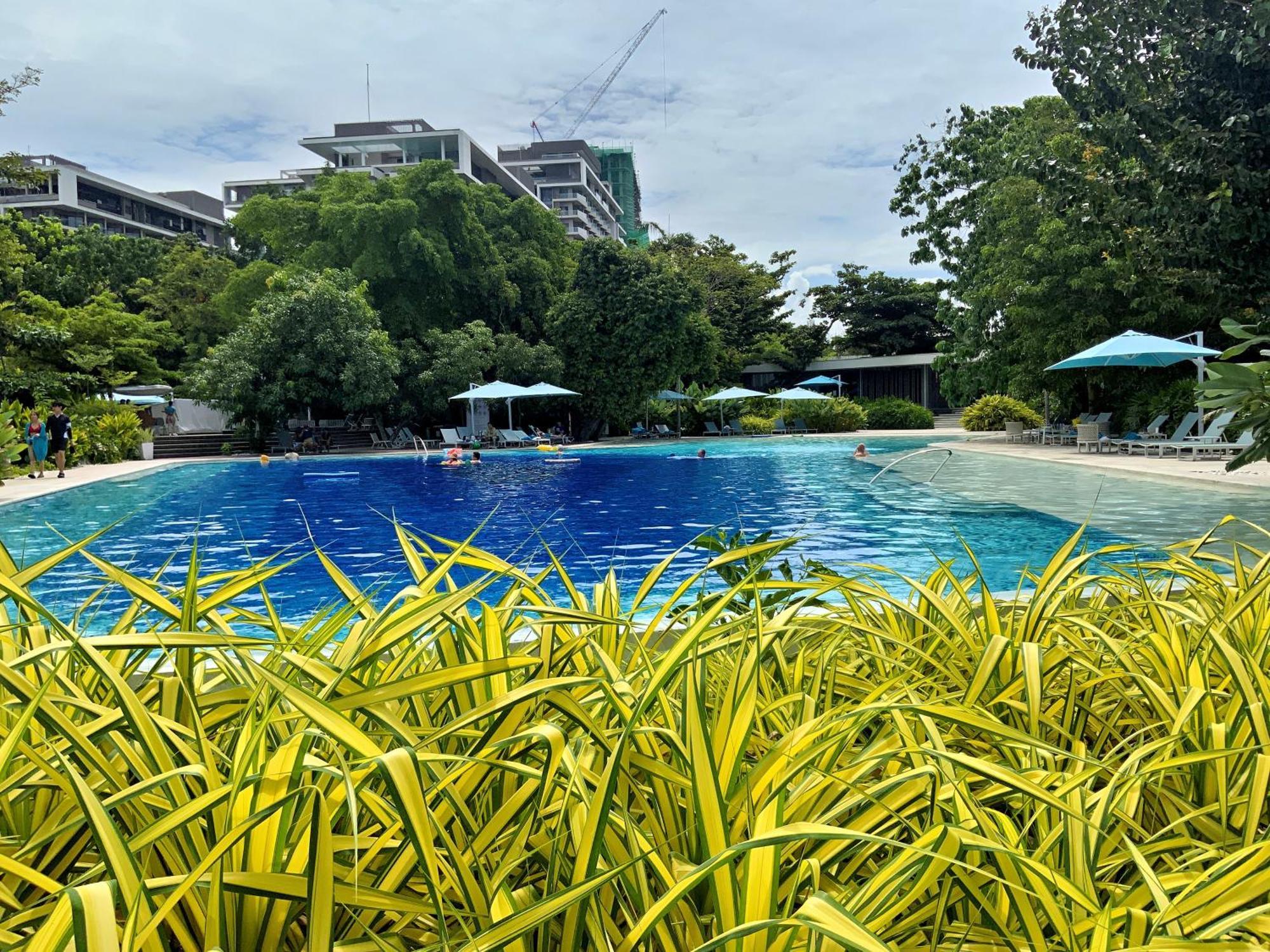 Dominiks Quite And Elegant Studio Ocean View Pool At Tambuli Resort High Floor 막탄 외부 사진