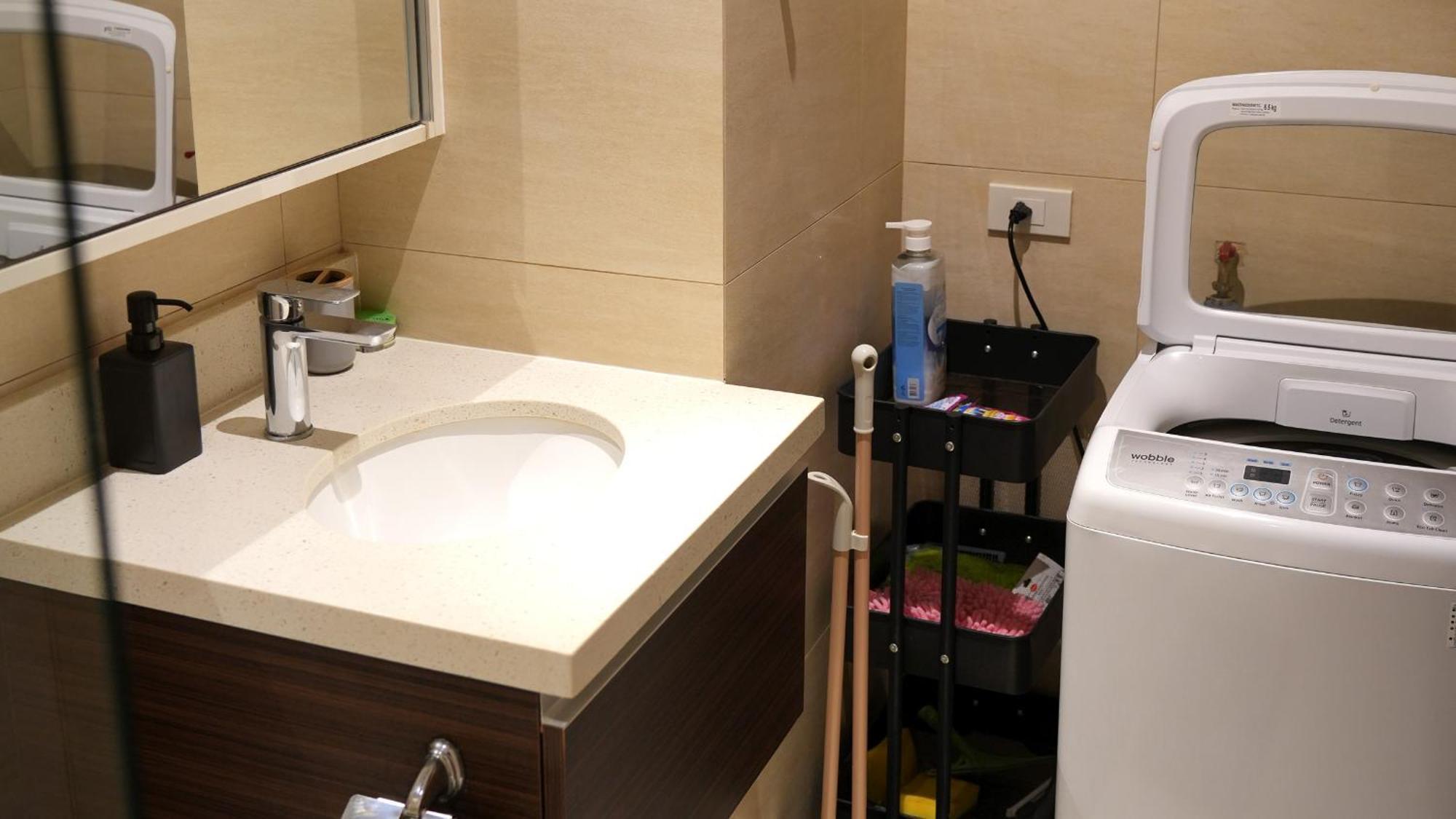 Dominiks Quite And Elegant Studio Ocean View Pool At Tambuli Resort High Floor 막탄 외부 사진